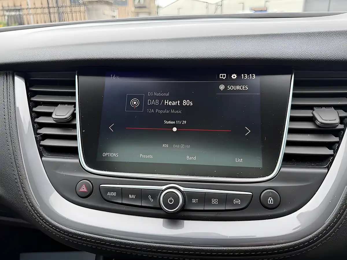 Used 2018 Vauxhall Grandland X Elite Nav Topaz Blue - Interior and Exterior details 17