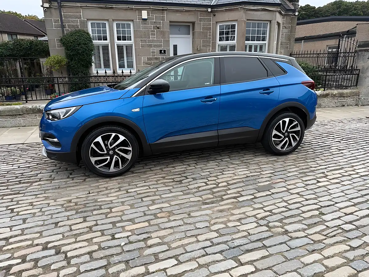 Used 2018 Vauxhall Grandland X Elite Nav Topaz Blue - Interior and Exterior details 4
