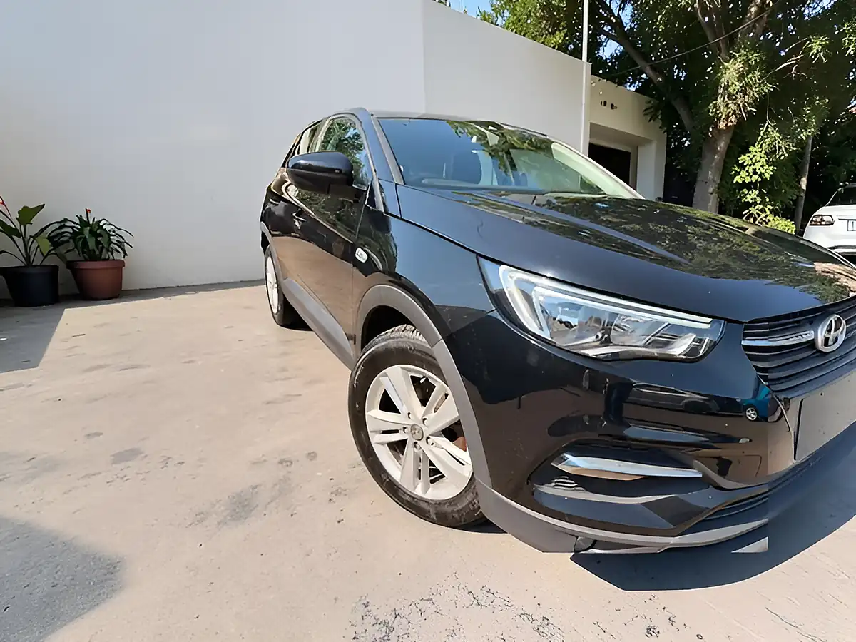 Used 2018 Vauxhall Grandland X Se Black - Interior and Exterior details 10