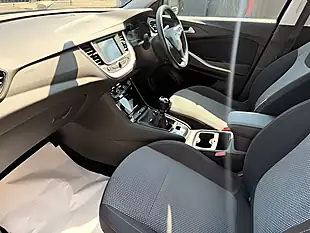 Used 2018 Vauxhall Grandland X Se Black - Interior and Exterior details 12