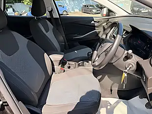 Used 2018 Vauxhall Grandland X Se Black - Interior and Exterior details 16