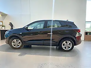 Used 2018 Vauxhall Grandland X Se Black - Interior and Exterior details 3