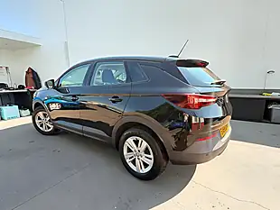 Used 2018 Vauxhall Grandland X Se Black - Interior and Exterior details 4