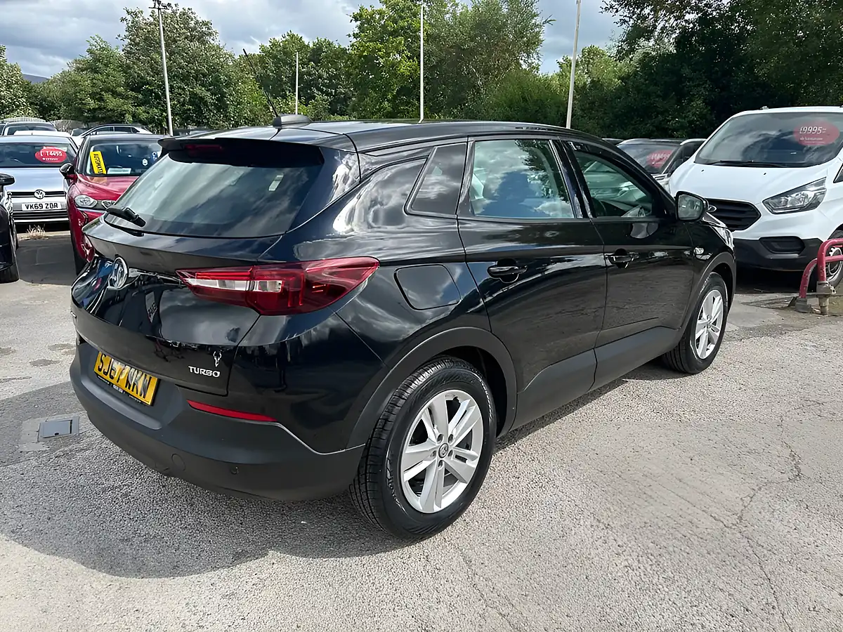Used 2018 Vauxhall Grandland X Se Black - Interior and Exterior details 3