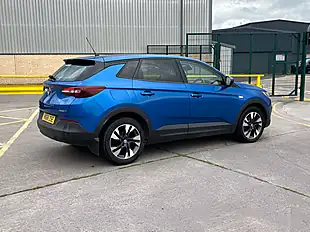 Used 2018 Vauxhall Grandland X Se Blue - Interior and Exterior details 4