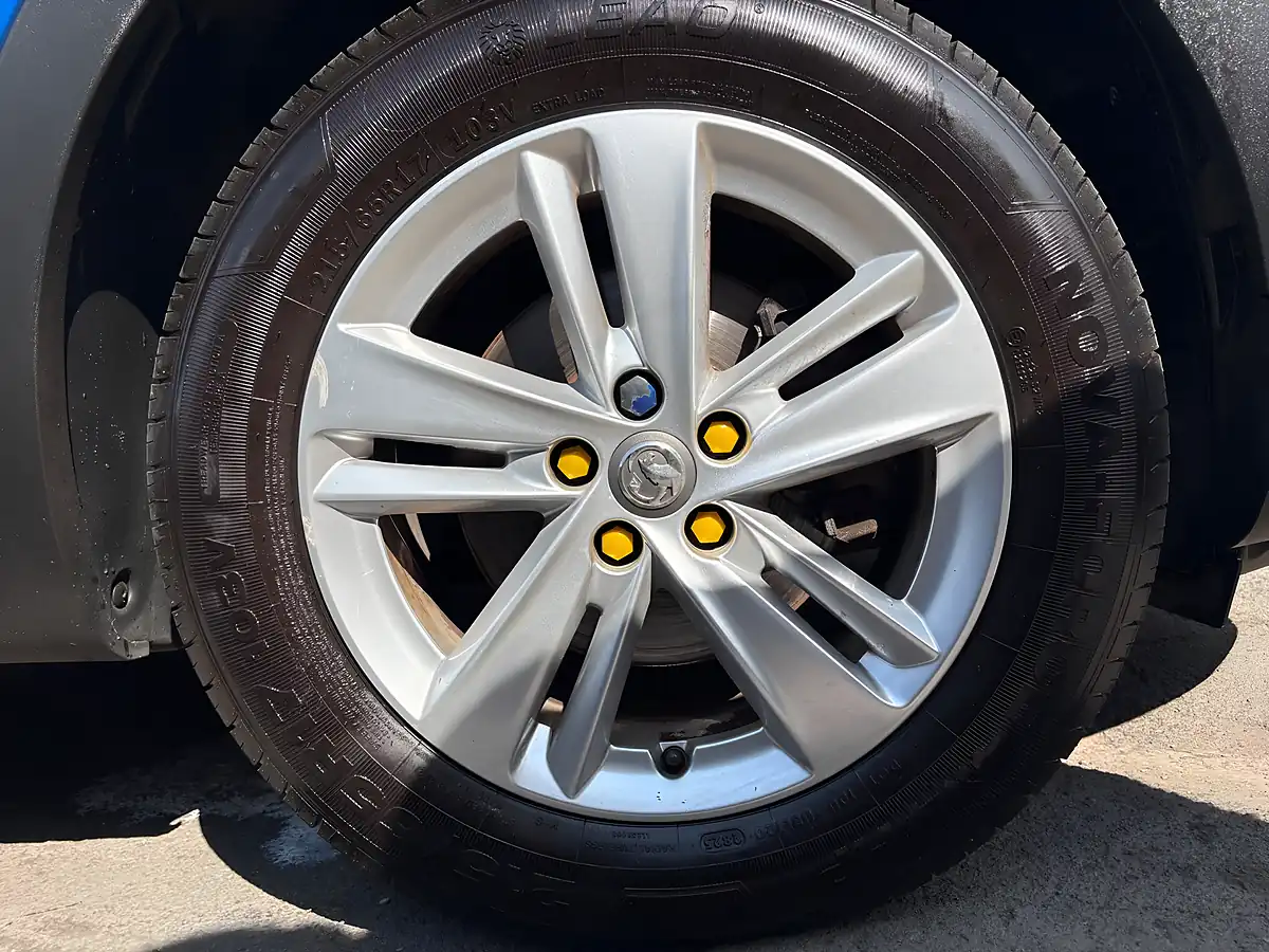 Used 2018 Vauxhall Grandland X Se Blue - Interior and Exterior details 19