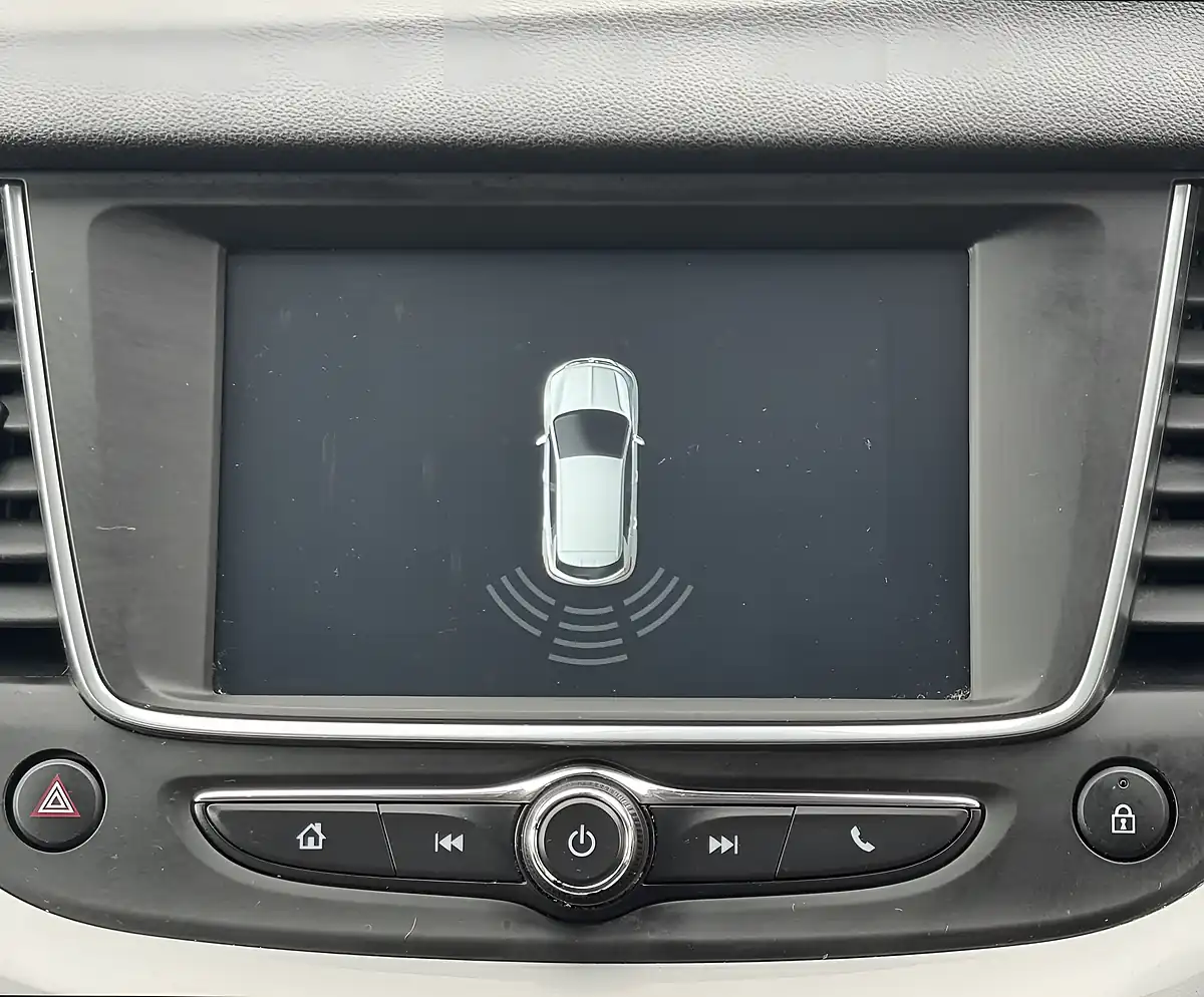 Used 2018 Vauxhall Grandland X Se Green - Interior and Exterior details 17