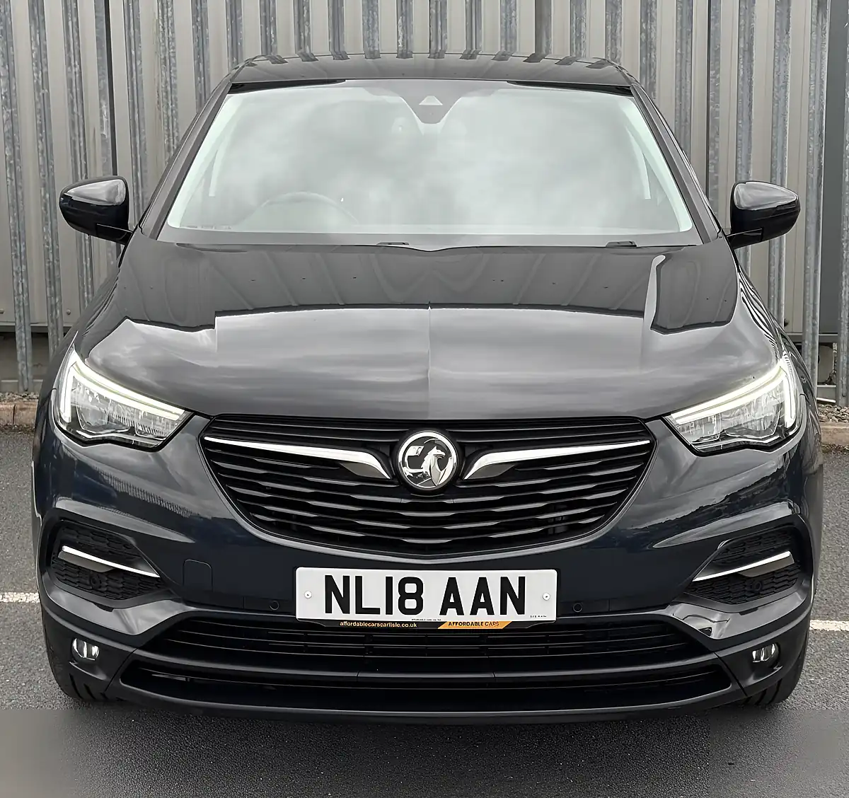 Used 2018 Vauxhall Grandland X Se Green - Interior and Exterior details 3