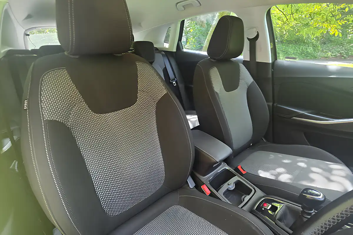 Used 2018 Vauxhall Grandland X Se Grey - Interior and Exterior details 14