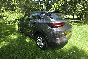 Used 2018 Vauxhall Grandland X Se Grey - Interior and Exterior details 5