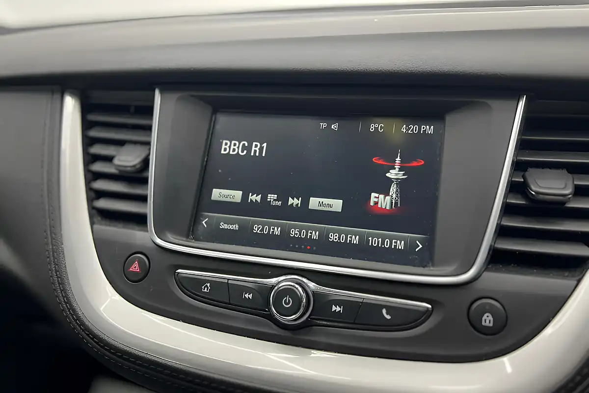 Used 2018 Vauxhall Grandland X Se Grey - Interior and Exterior details 19