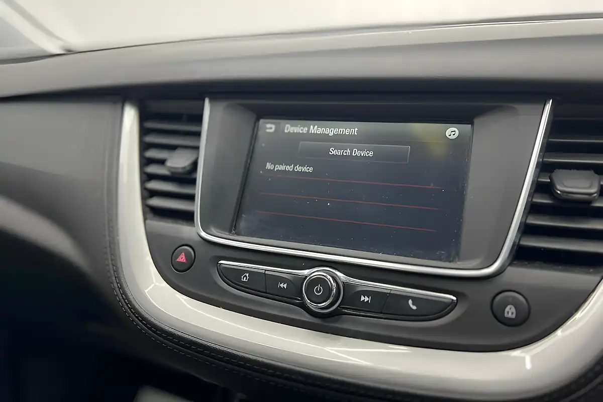 Used 2018 Vauxhall Grandland X Se Grey - Interior and Exterior details 20