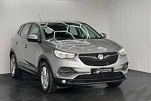 Used 2018 Vauxhall Grandland X Se Grey - Interior and Exterior details 3