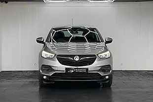 Used 2018 Vauxhall Grandland X Se Grey - Interior and Exterior details 4