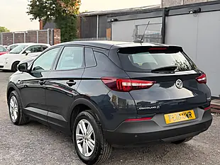 Used 2018 Vauxhall Grandland X Se Grey - Interior and Exterior details 5