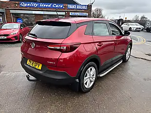 Used 2018 Vauxhall Grandland X Se Red - Interior and Exterior details 13