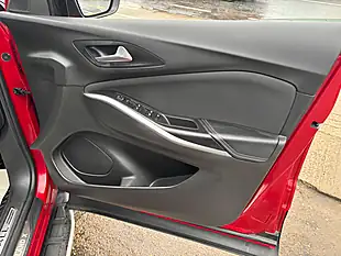 Used 2018 Vauxhall Grandland X Se Red - Interior and Exterior details 19