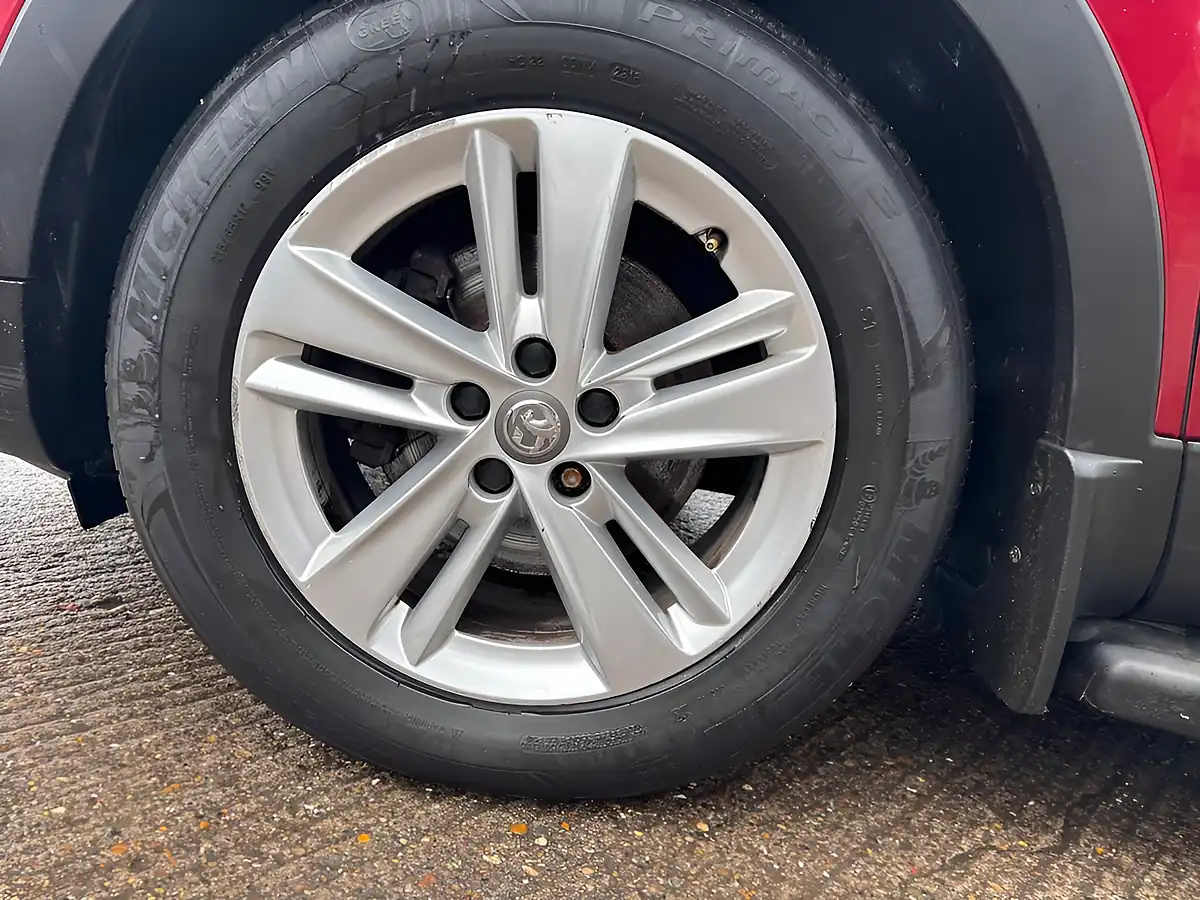 Used 2018 Vauxhall Grandland X Se Red - Interior and Exterior details 5