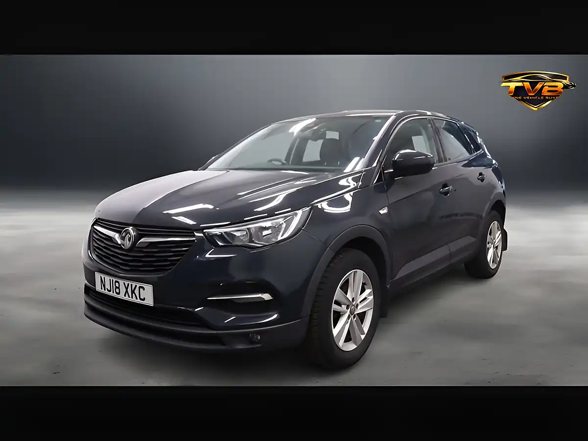 Used 2018 Vauxhall Grandland X Se T Green - Interior and Exterior details 2