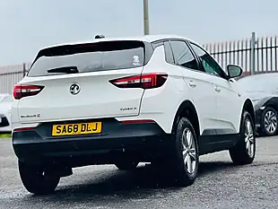 Used 2018 Vauxhall Grandland X Se White - Interior and Exterior details 15
