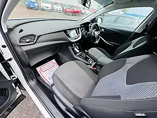 Used 2018 Vauxhall Grandland X Se White - Interior and Exterior details 16