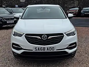 Used 2018 Vauxhall Grandland X Se White - Interior and Exterior details 3