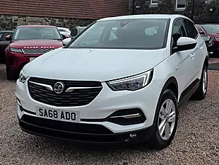 Used 2018 Vauxhall Grandland X Se White - Interior and Exterior details 5