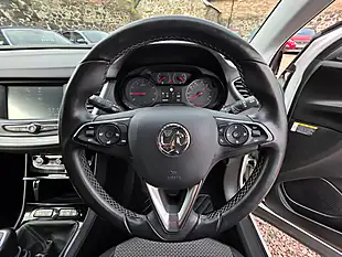 Used 2018 Vauxhall Grandland X Se White - Interior and Exterior details 9