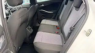 Used 2018 Vauxhall Grandland X Se White - Interior and Exterior details 12