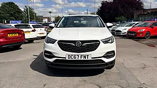Used 2018 Vauxhall Grandland X Se White - Interior and Exterior details 8
