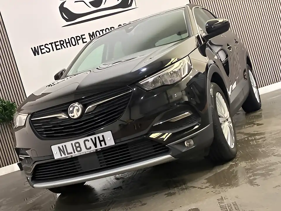 Used 2018 Vauxhall Grandland X Sport Nav Black - Interior and Exterior details 6