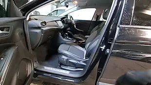 Used 2018 Vauxhall Grandland X Sport Nav Black - Interior and Exterior details 10