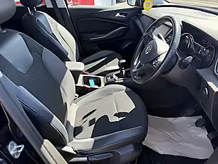 Used 2018 Vauxhall Grandland X Sport Nav Black - Interior and Exterior details 12