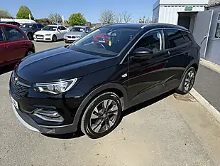 Used 2018 Vauxhall Grandland X Sport Nav Black - Interior and Exterior details 2