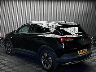 Used 2018 Vauxhall Grandland X Sport Nav Black - Interior and Exterior details 10
