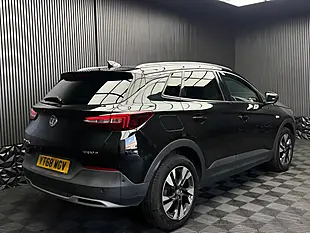 Used 2018 Vauxhall Grandland X Sport Nav Black - Interior and Exterior details 12