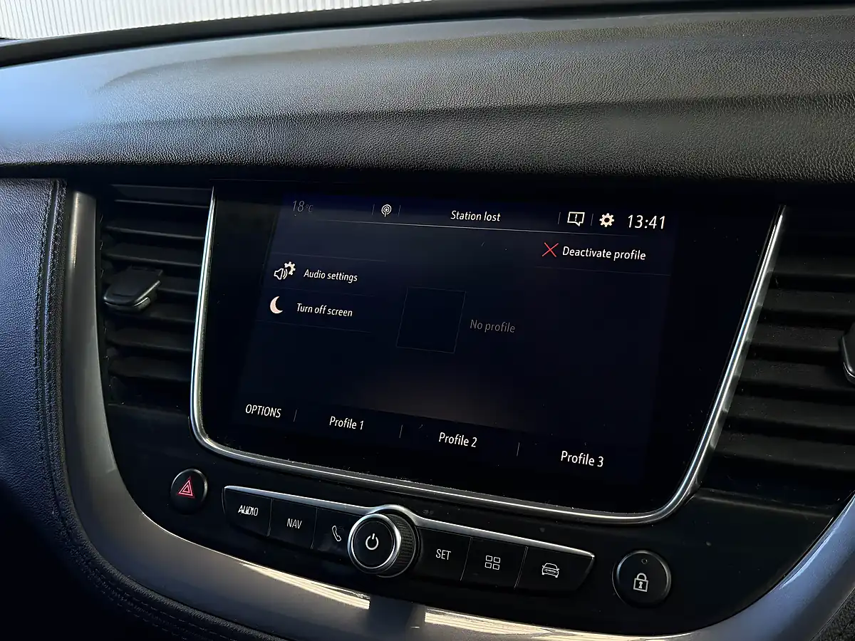 Used 2018 Vauxhall Grandland X Sport Nav Black - Interior and Exterior details 17