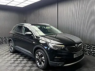 Used 2018 Vauxhall Grandland X Sport Nav Black - Interior and Exterior details 4