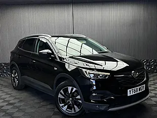 Used 2018 Vauxhall Grandland X Sport Nav Black - Interior and Exterior details 7