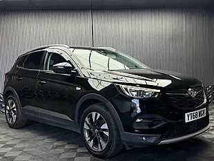 Used 2018 Vauxhall Grandland X Sport Nav Black - Interior and Exterior details 8