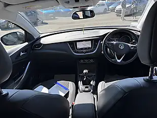 Used 2018 Vauxhall Grandland X Sport Nav Black - Interior and Exterior details 10