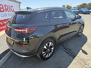 Used 2018 Vauxhall Grandland X Sport Nav Black - Interior and Exterior details 3