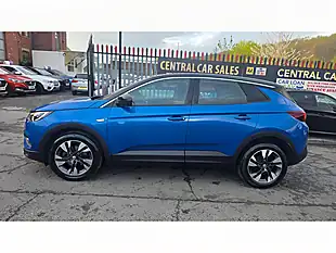 Used 2018 Vauxhall Grandland X Sport Nav Blue - Interior and Exterior details 14