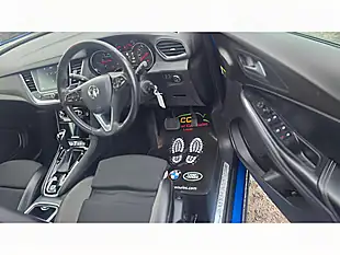 Used 2018 Vauxhall Grandland X Sport Nav Blue - Interior and Exterior details 18