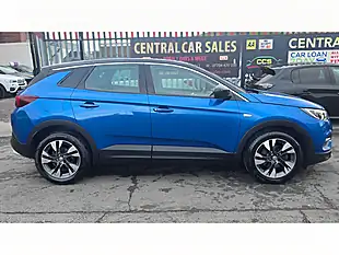 Used 2018 Vauxhall Grandland X Sport Nav Blue - Interior and Exterior details 3