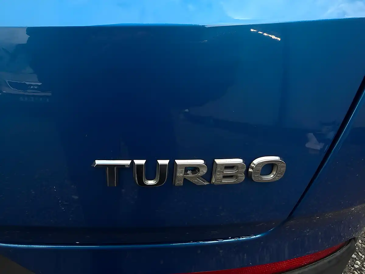 Used 2018 Vauxhall Grandland X Sport Nav Blue - Interior and Exterior details 19