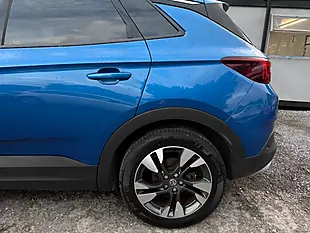 Used 2018 Vauxhall Grandland X Sport Nav Blue - Interior and Exterior details 20