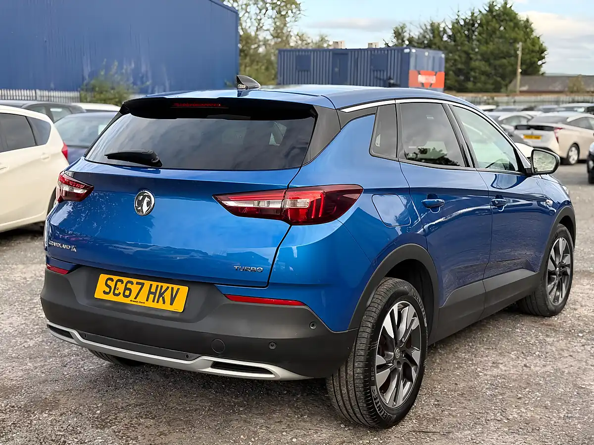 Used 2018 Vauxhall Grandland X Sport Nav Blue - Interior and Exterior details 8