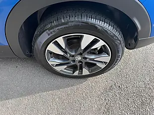 Used 2018 Vauxhall Grandland X Sport Nav Blue - Interior and Exterior details 7