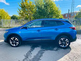 Used 2018 Vauxhall Grandland X Sport Nav Blue - Interior and Exterior details 10